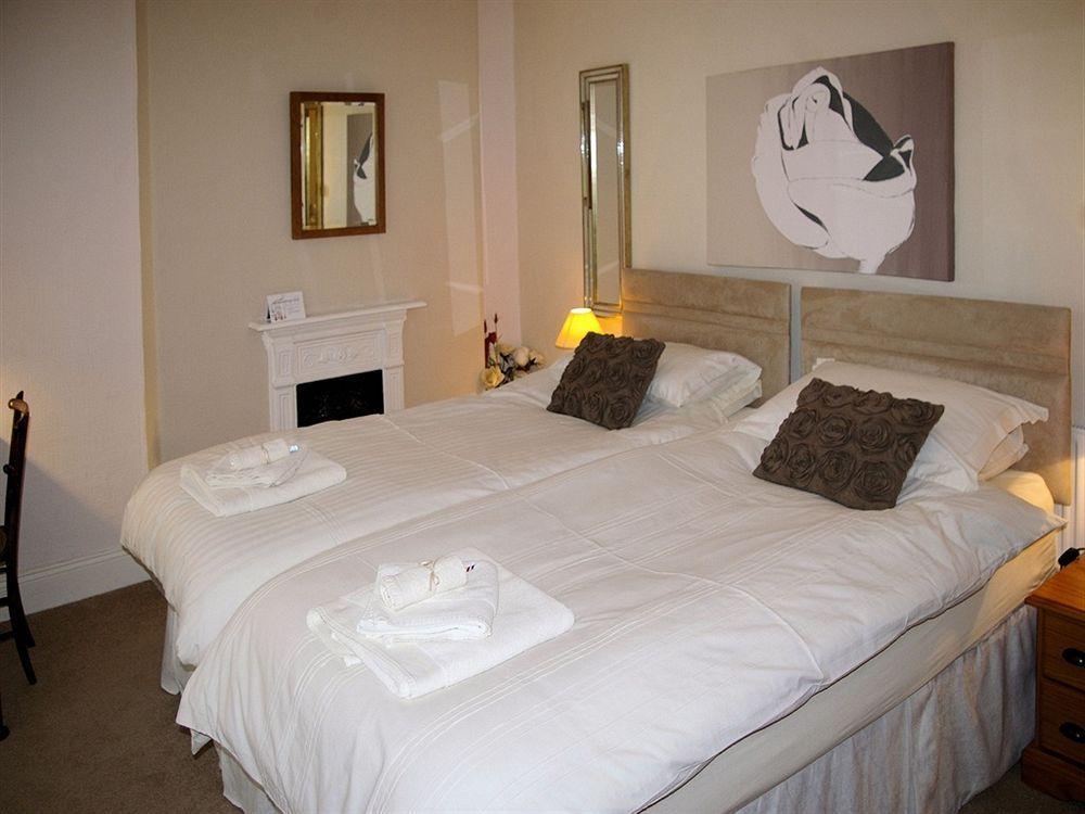 Отель Bridge House Gunnislake Экстерьер фото